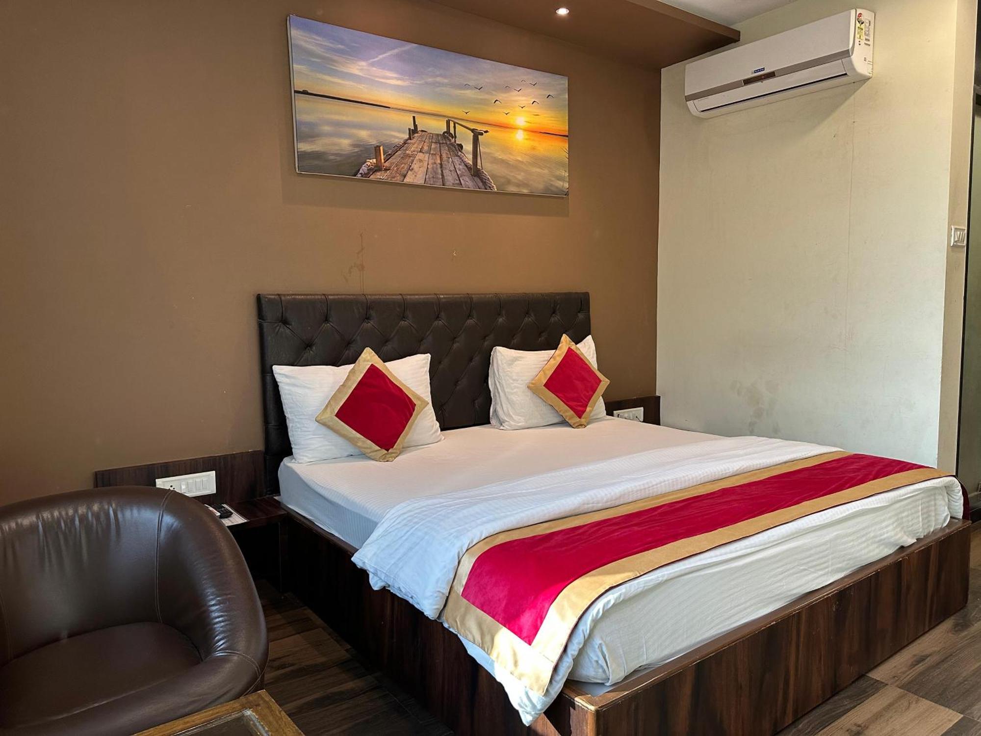 Farm Regency Hotel - Mumbai — Photos 2